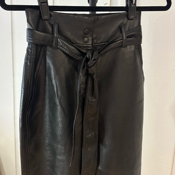 Aritzia Babaton Vegan Leather Belted Pant High Waist Tie Front Trouser Black 00 - Picture 3 of 5